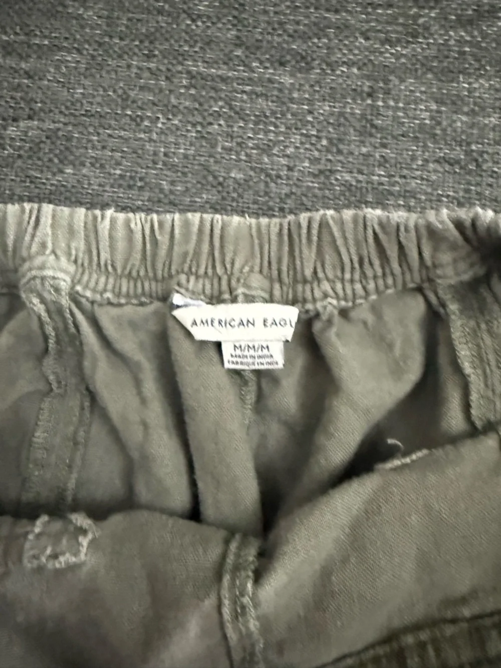 American Eagle Outfitters Light Olive Cargo-Style Shorts Medium